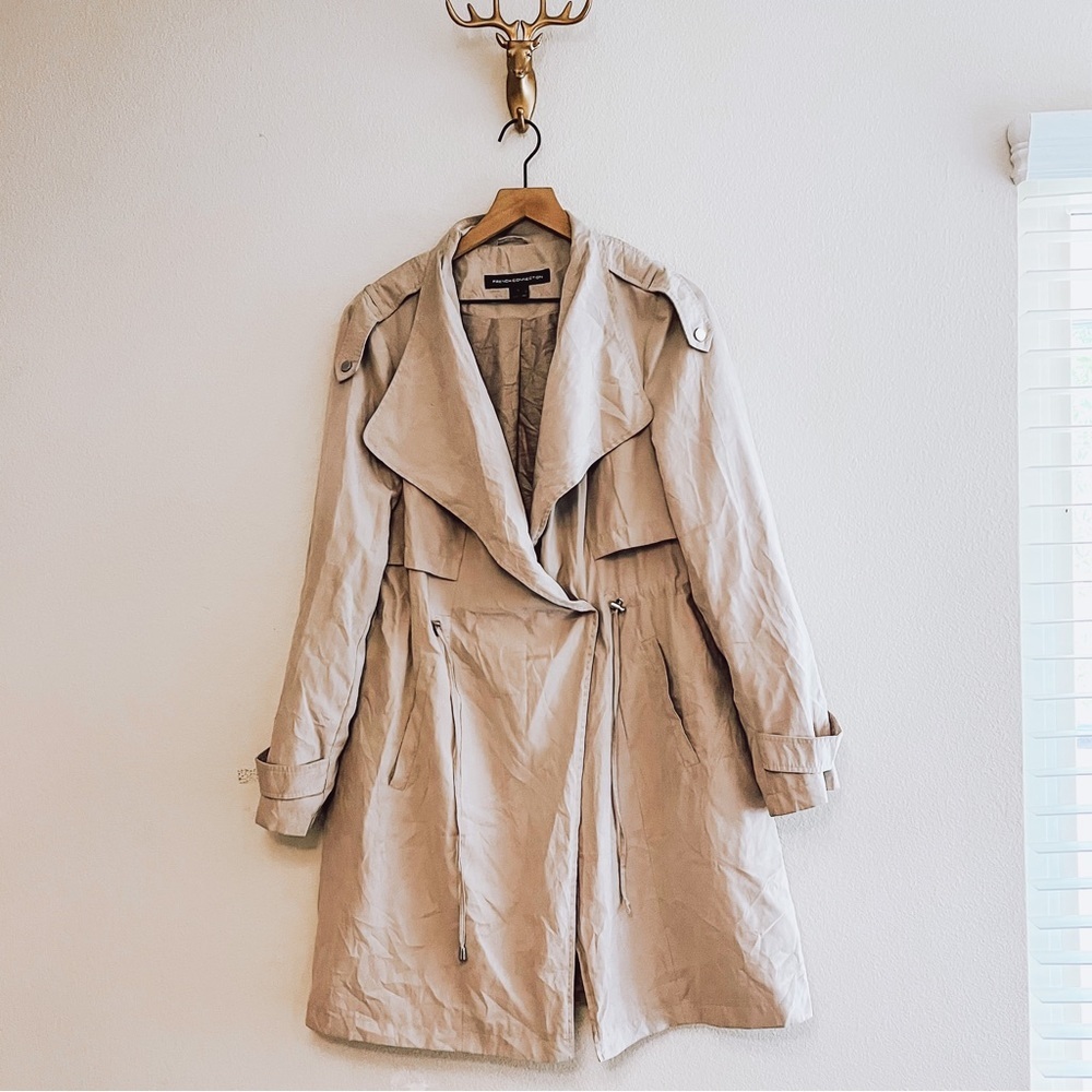 FRENCH Connection Women's Tan Trench Coat Size Large